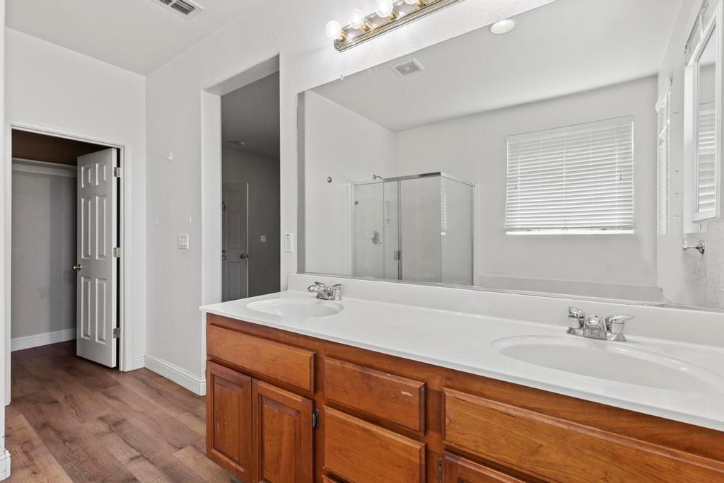 1863 Boardwalk Drive