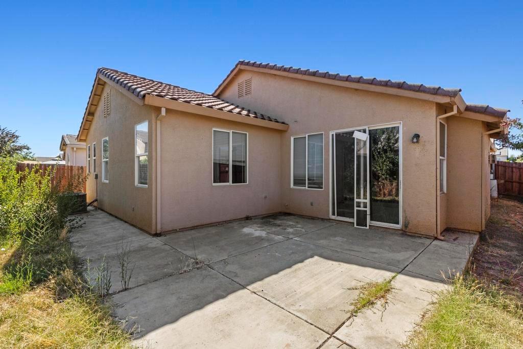 1863 Boardwalk Drive