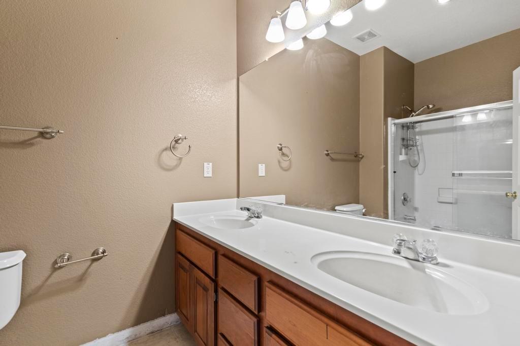 1863 Boardwalk Drive