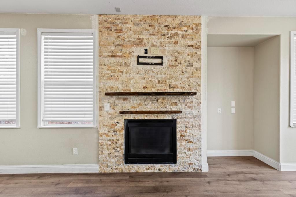 1863 Boardwalk Drive