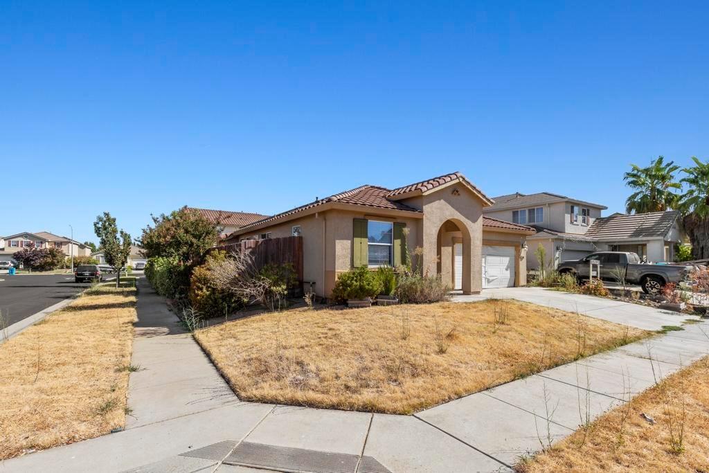 1863 Boardwalk Drive