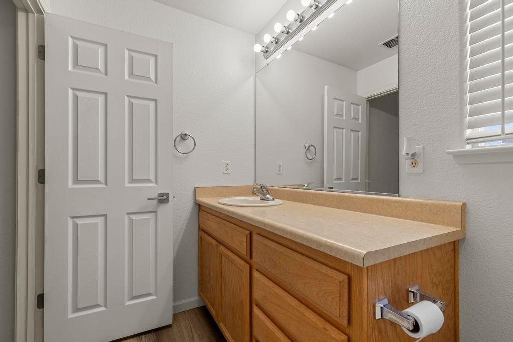 1507 Greenwich Circle