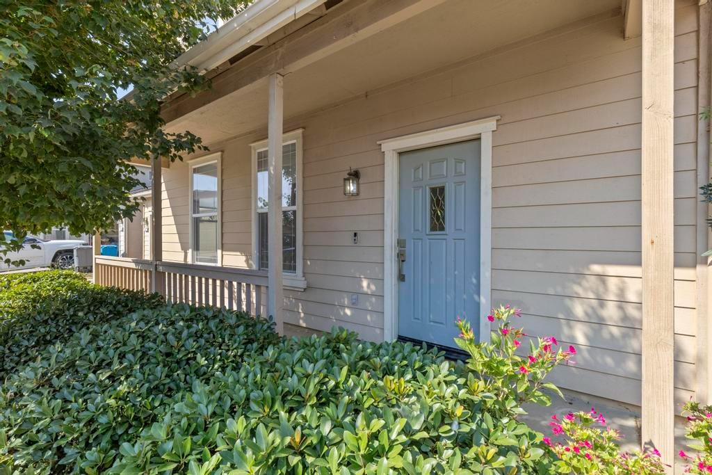 1507 Greenwich Circle