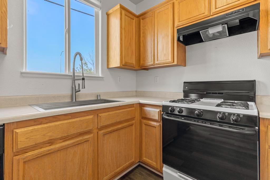 1507 Greenwich Circle