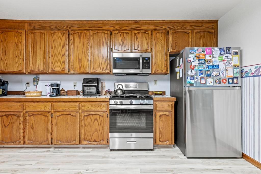 1208 Willow Creek Drive