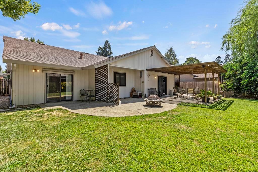 1208 Willow Creek Drive