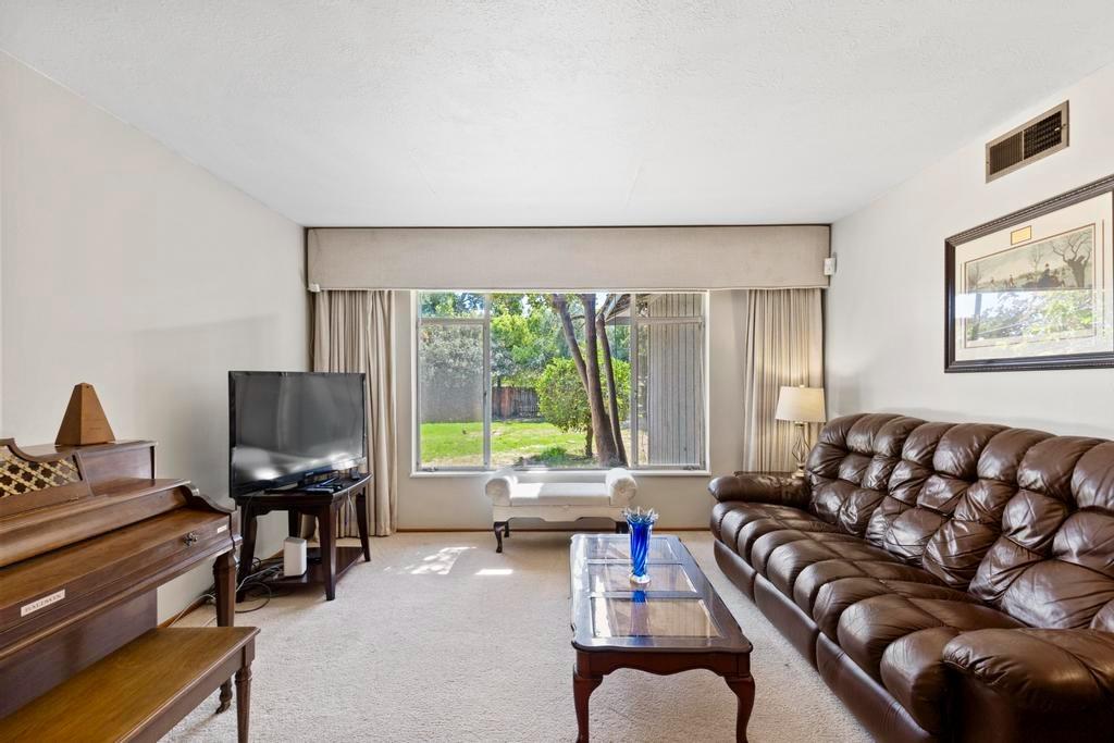3004 Stanton Circle