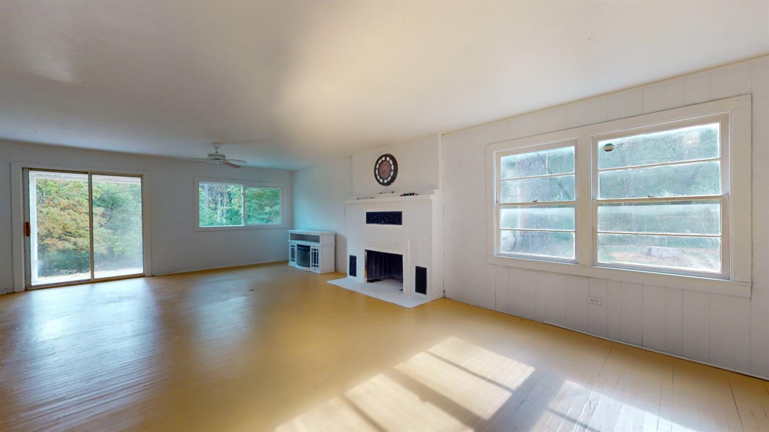 17193 Oregon Hill Road