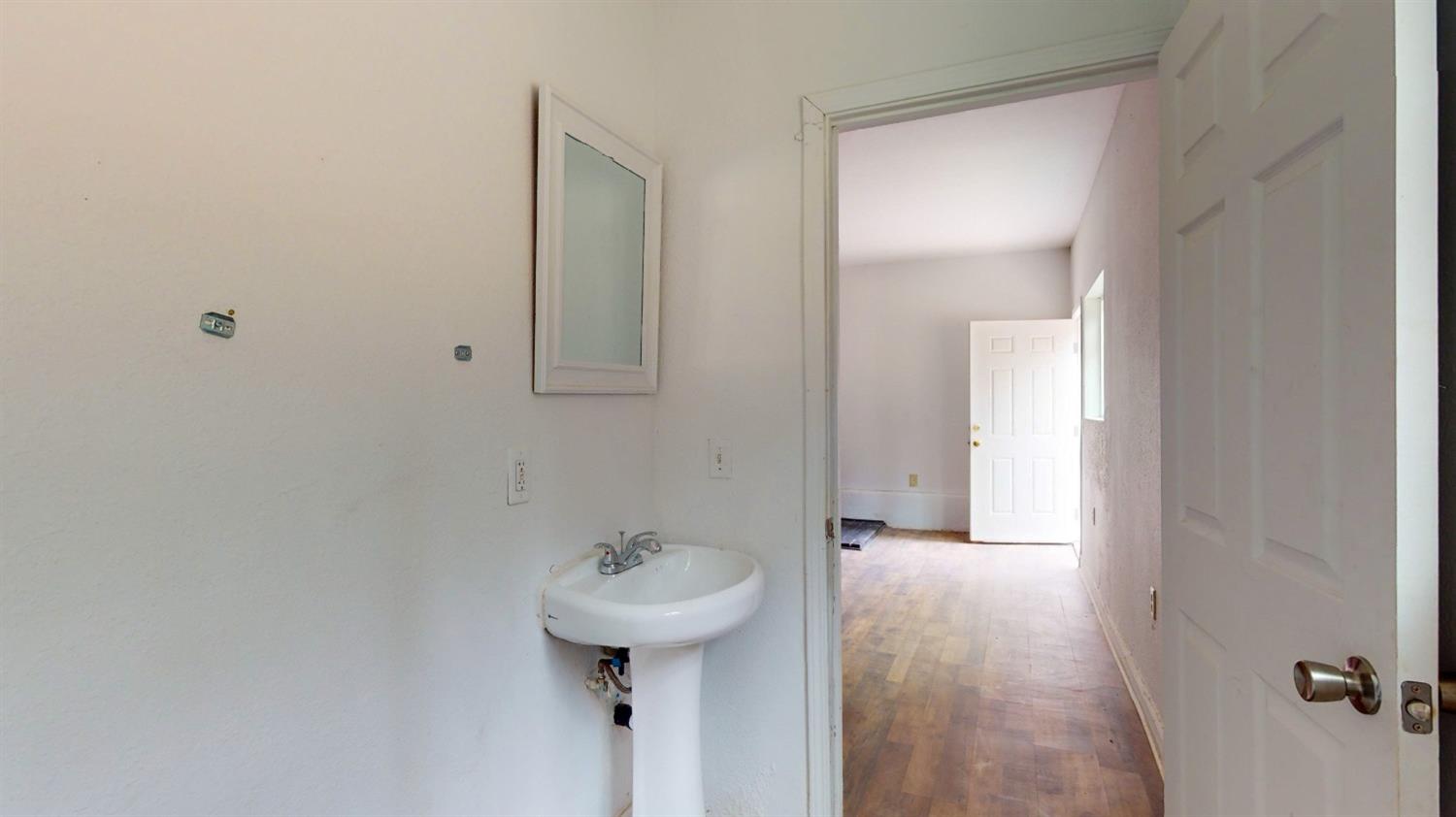 17193 Oregon Hill Road