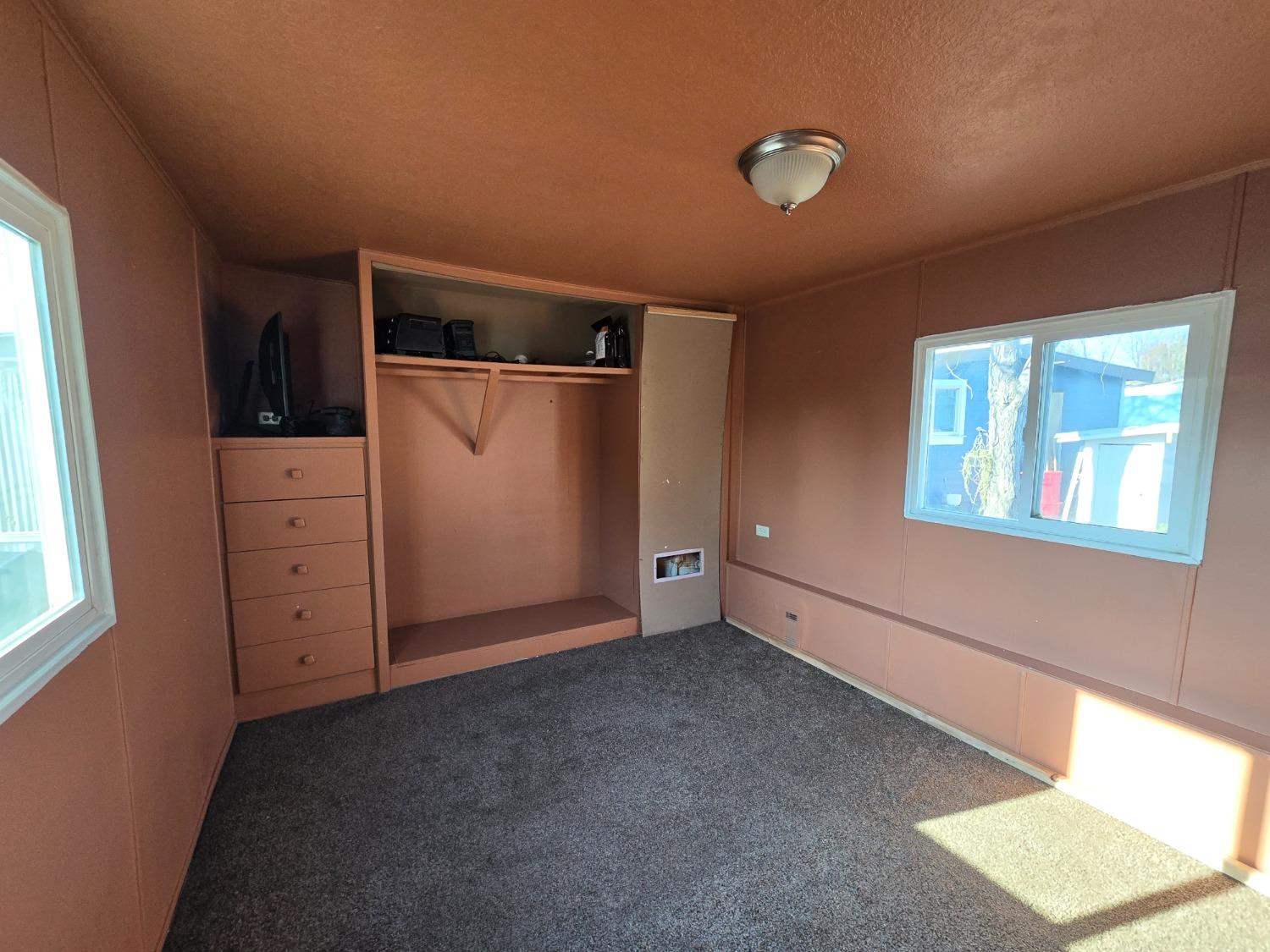 1523 N Beale Road 49