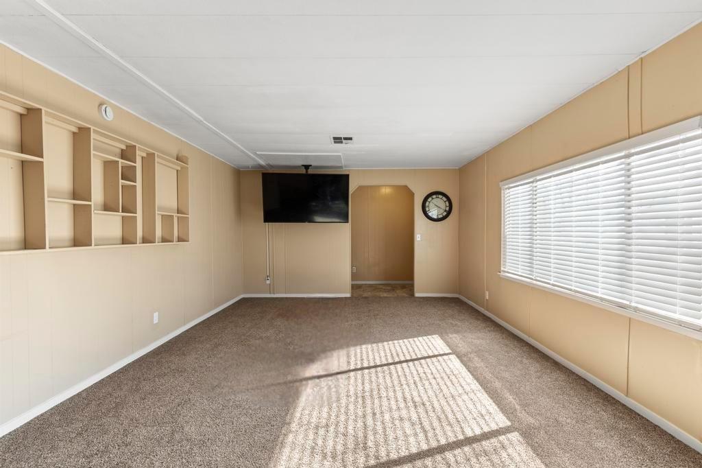 5890 Riverside Drive