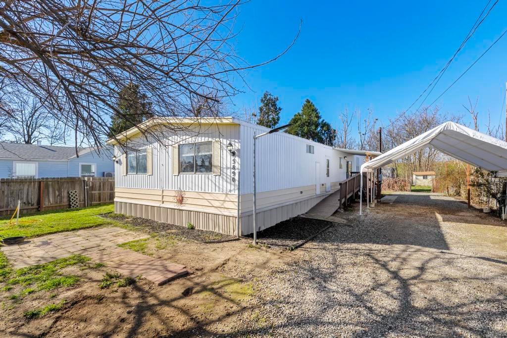 5890 Riverside Drive