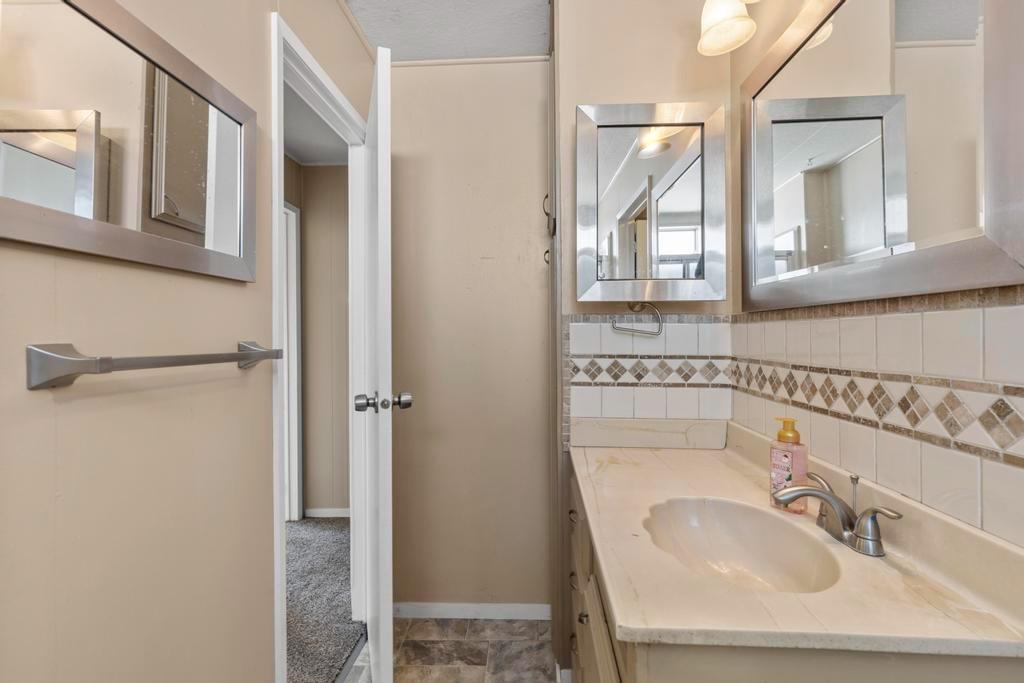 5890 Riverside Drive