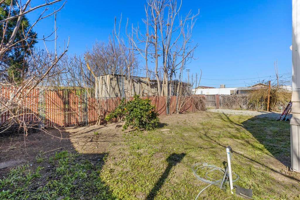 5890 Riverside Drive