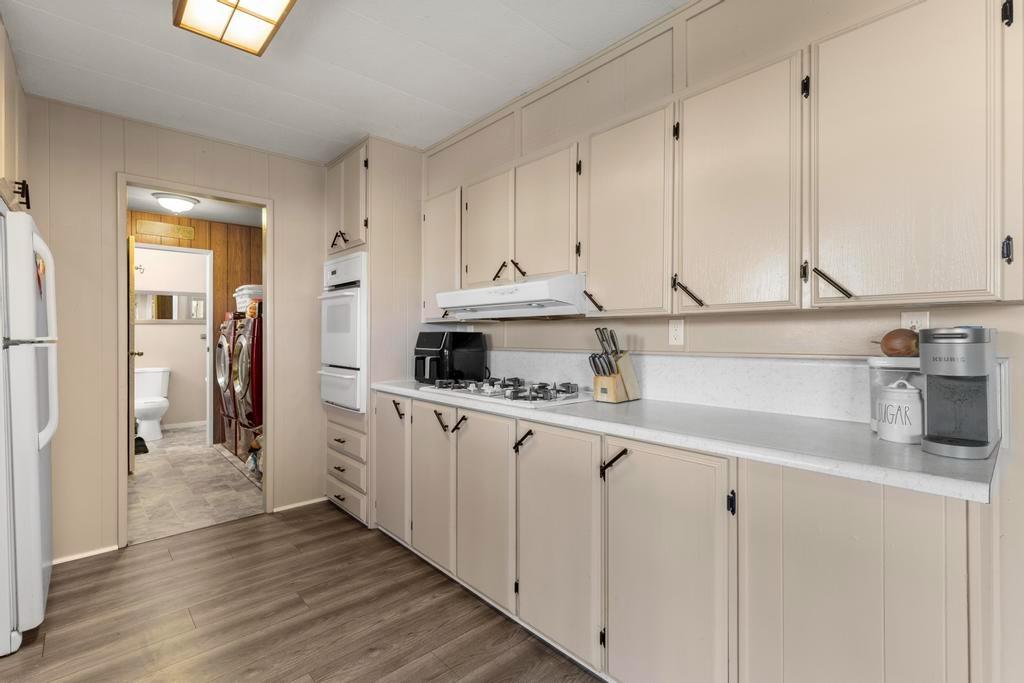 5890 Riverside Drive