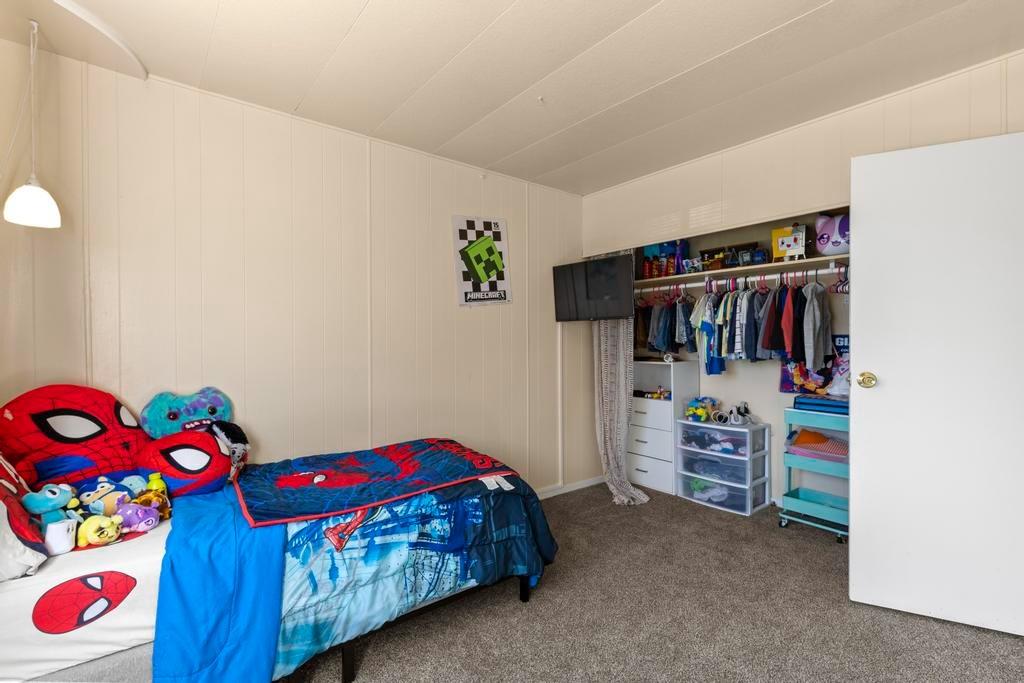 5890 Riverside Drive