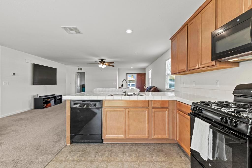 1324 Deerwood Street