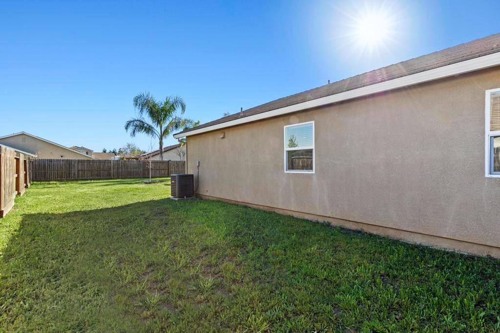 1324 Deerwood Street