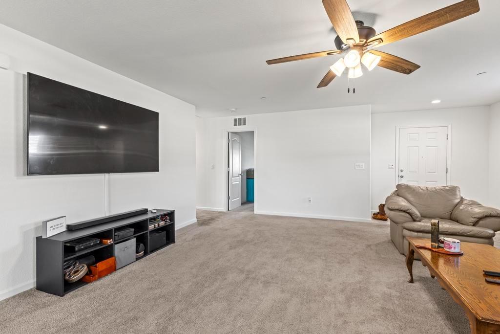 1324 Deerwood Street