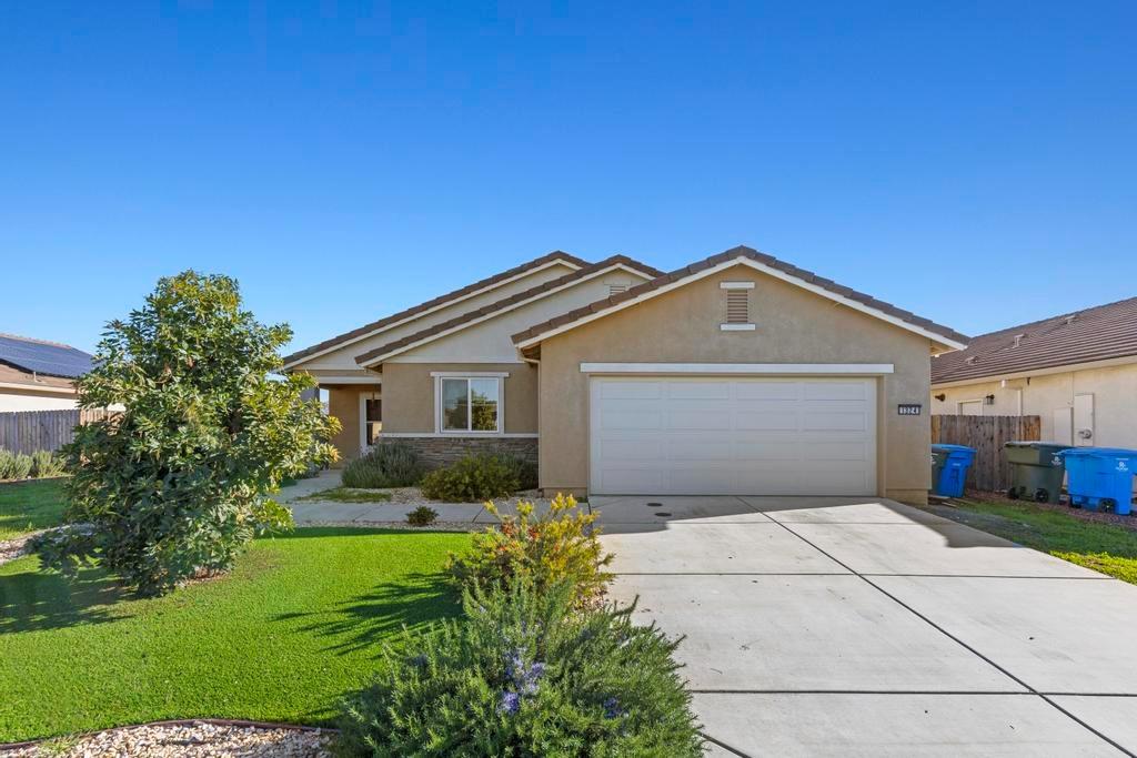 1324 Deerwood Street