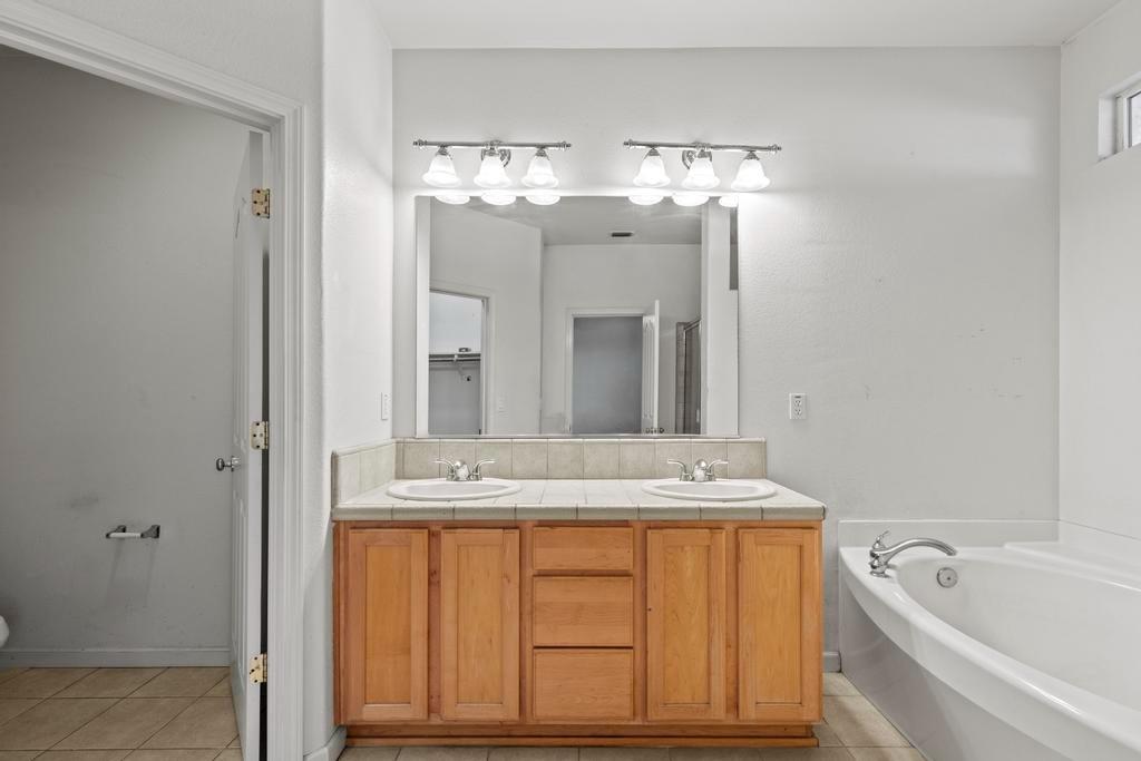 1715 Shoreline Drive