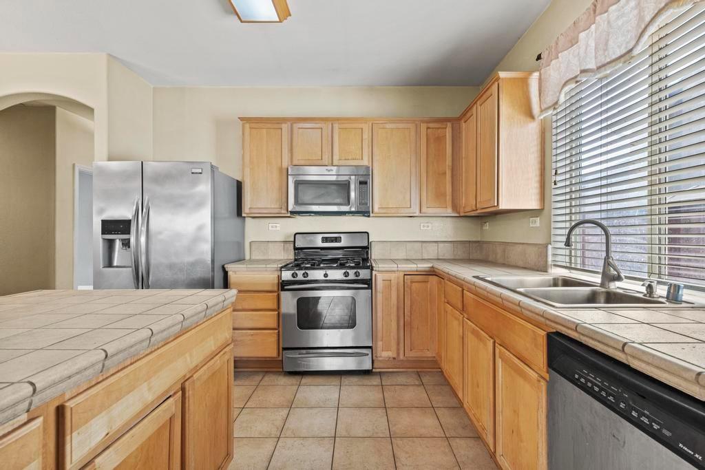 1715 Shoreline Drive