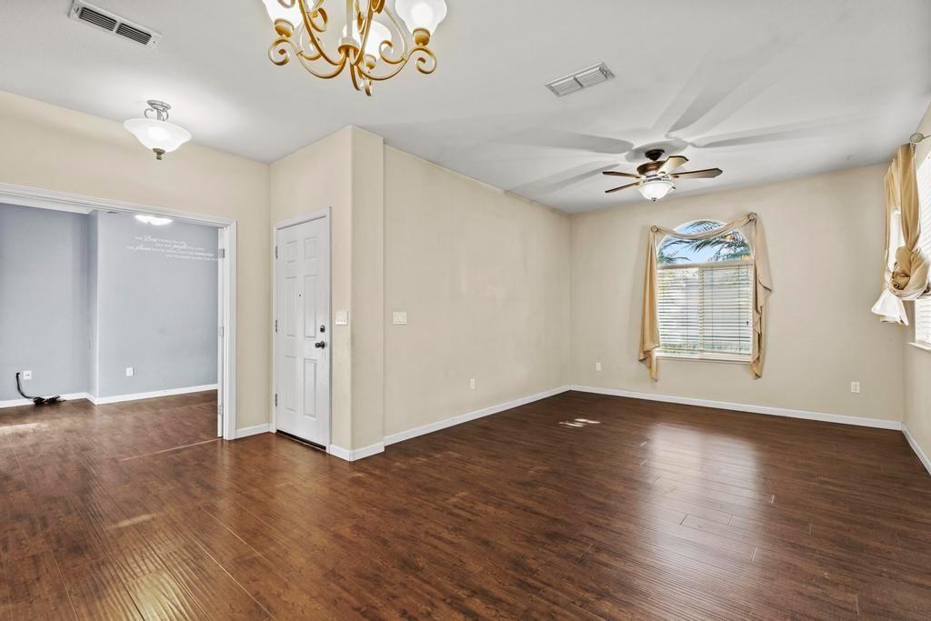 1715 Shoreline Drive