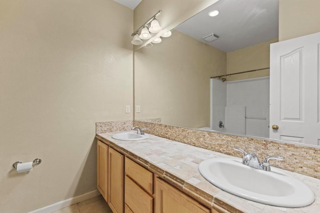 1715 Shoreline Drive