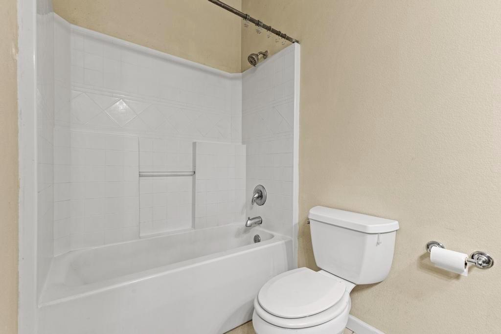 1715 Shoreline Drive