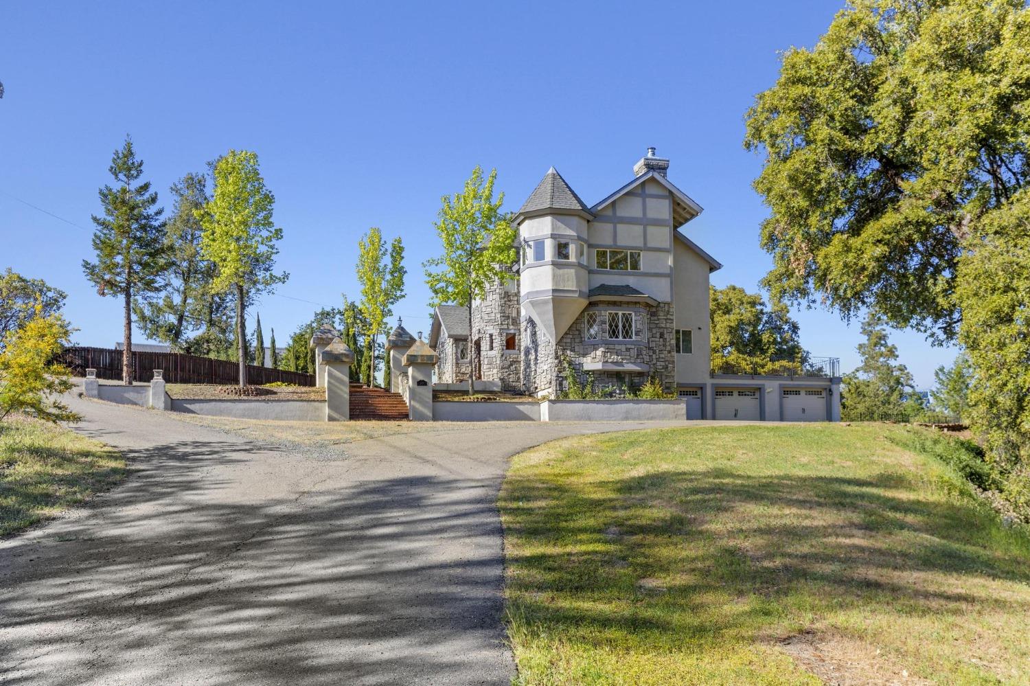 22160 Winchester Way