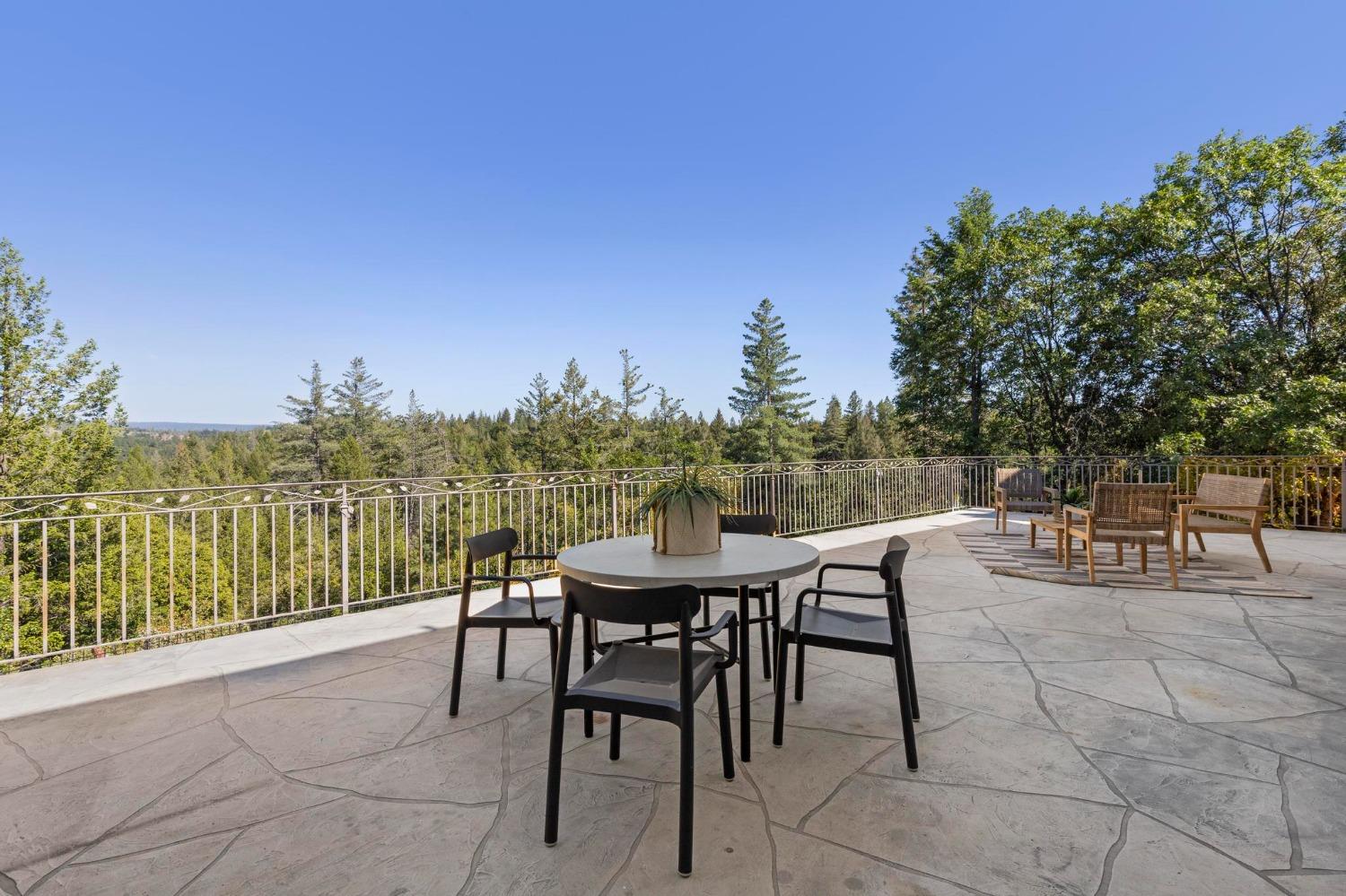 22160 Winchester Way