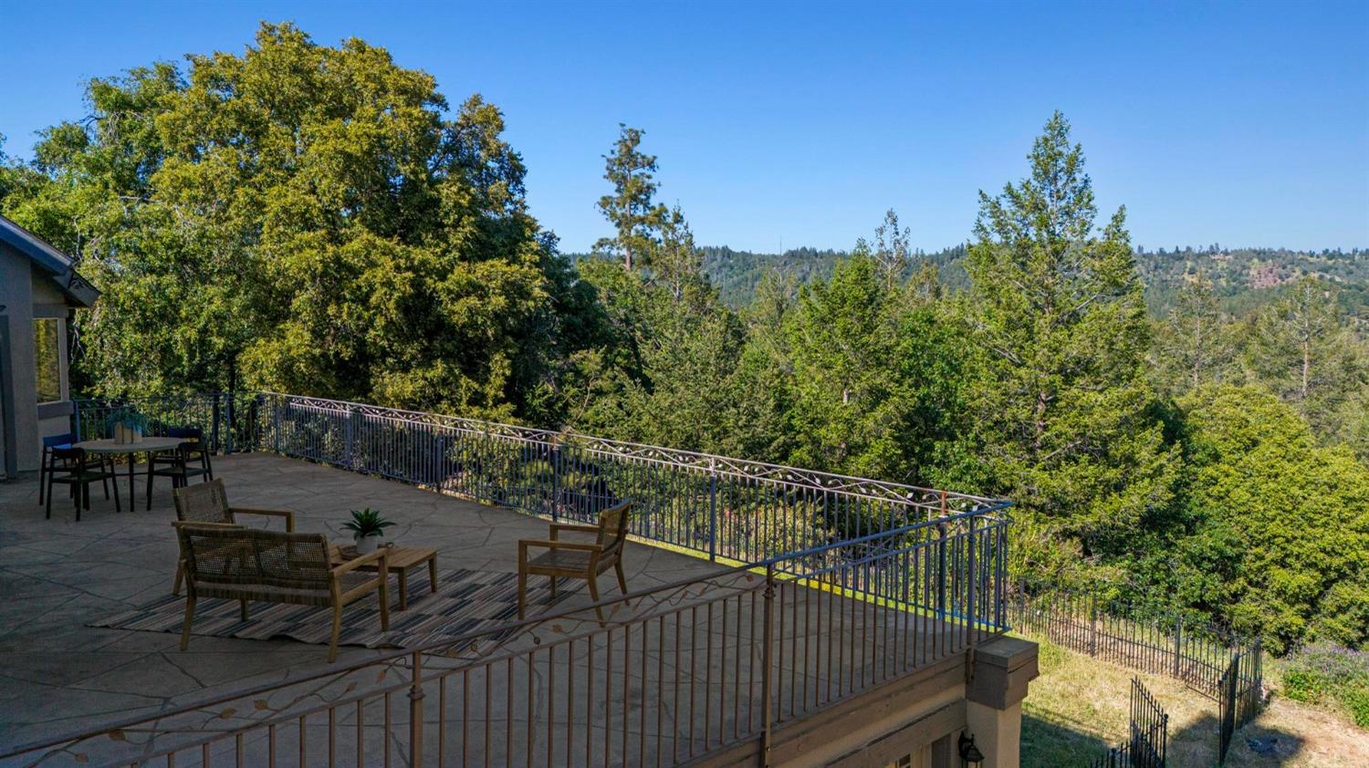 22160 Winchester Way