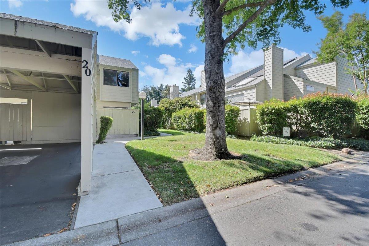 750 Lincoln Road 20
