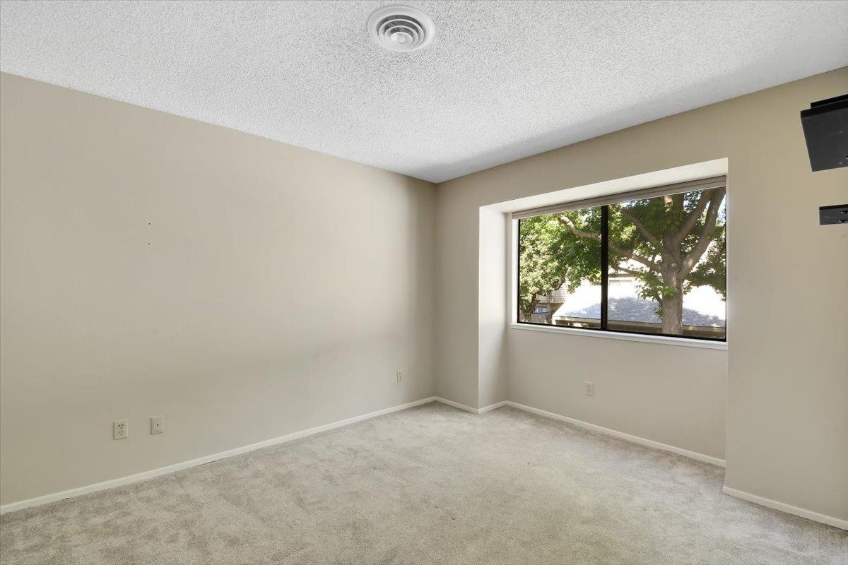 750 Lincoln Road 20