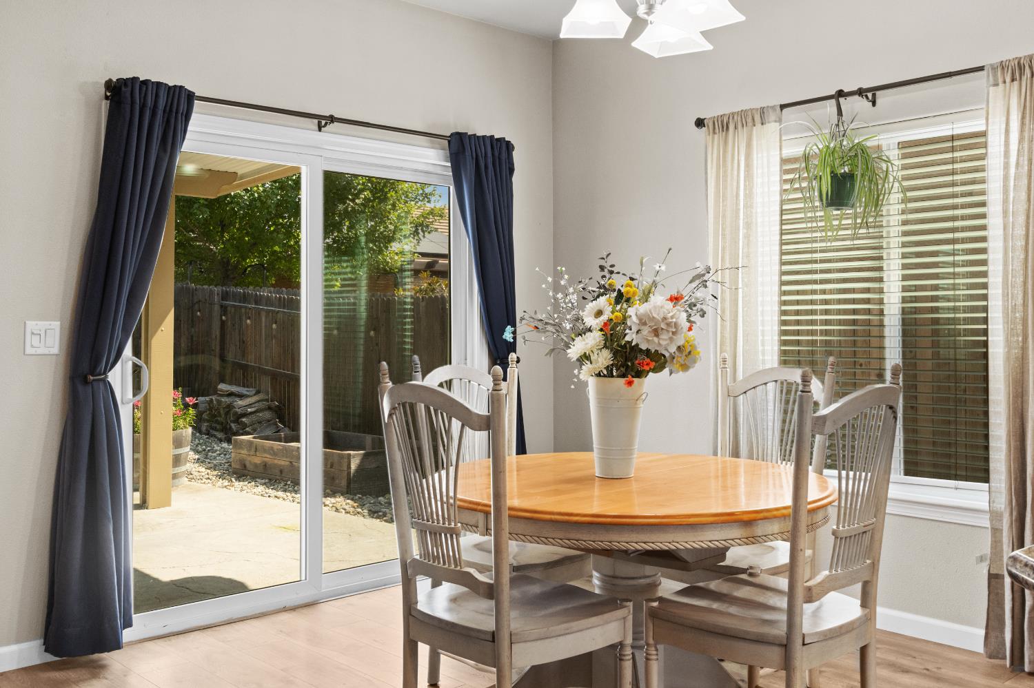 2101 Moss Glen Loop
