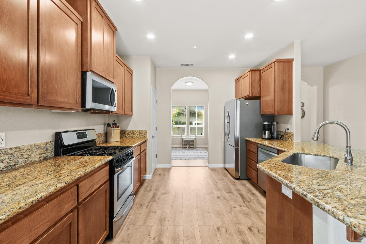 2101 Moss Glen Loop