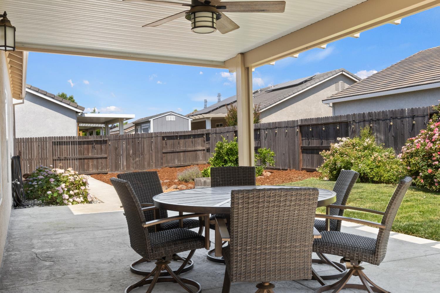 2101 Moss Glen Loop