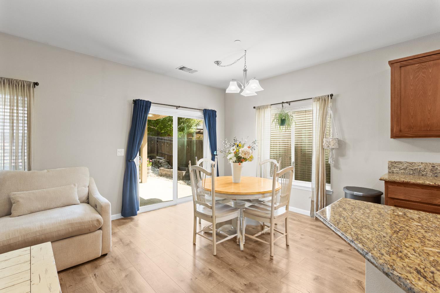 2101 Moss Glen Loop