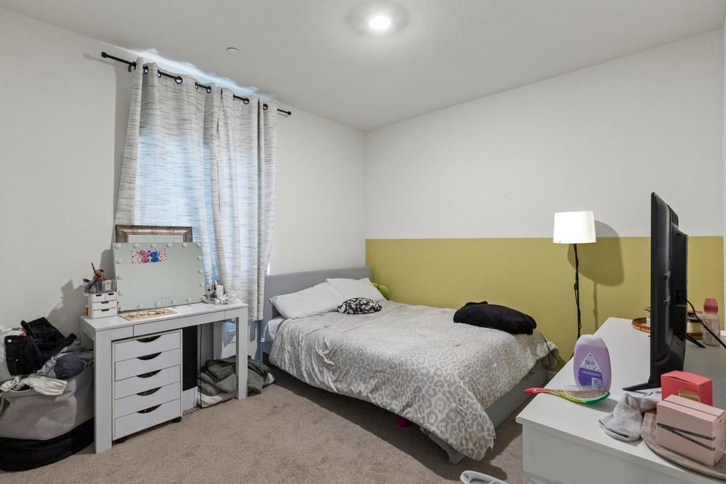 3194 Heather Drive