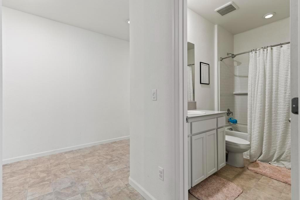3194 Heather Drive