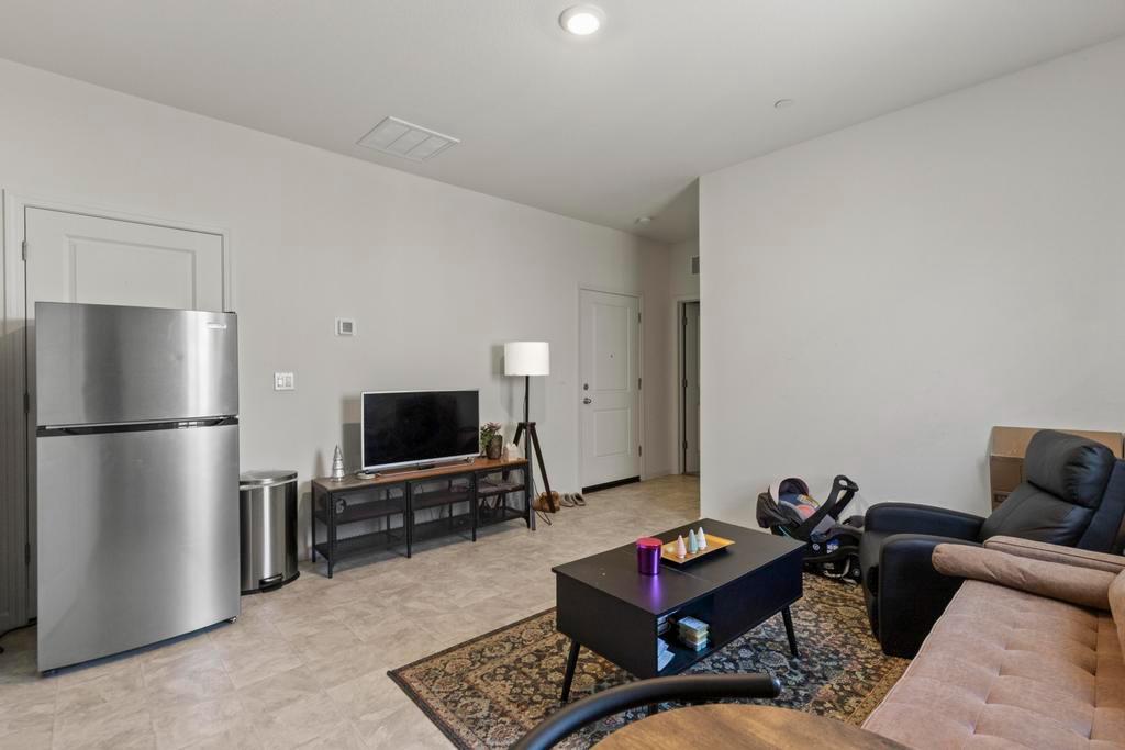 3194 Heather Drive
