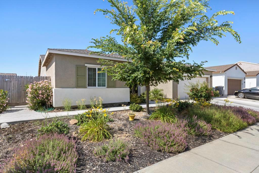 3194 Heather Drive