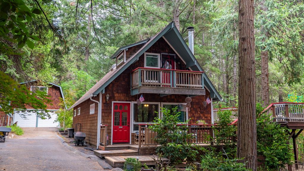 5191 HAPPY PINES Drive