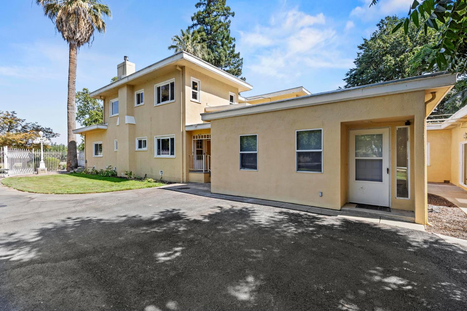 7327 Garden Highway