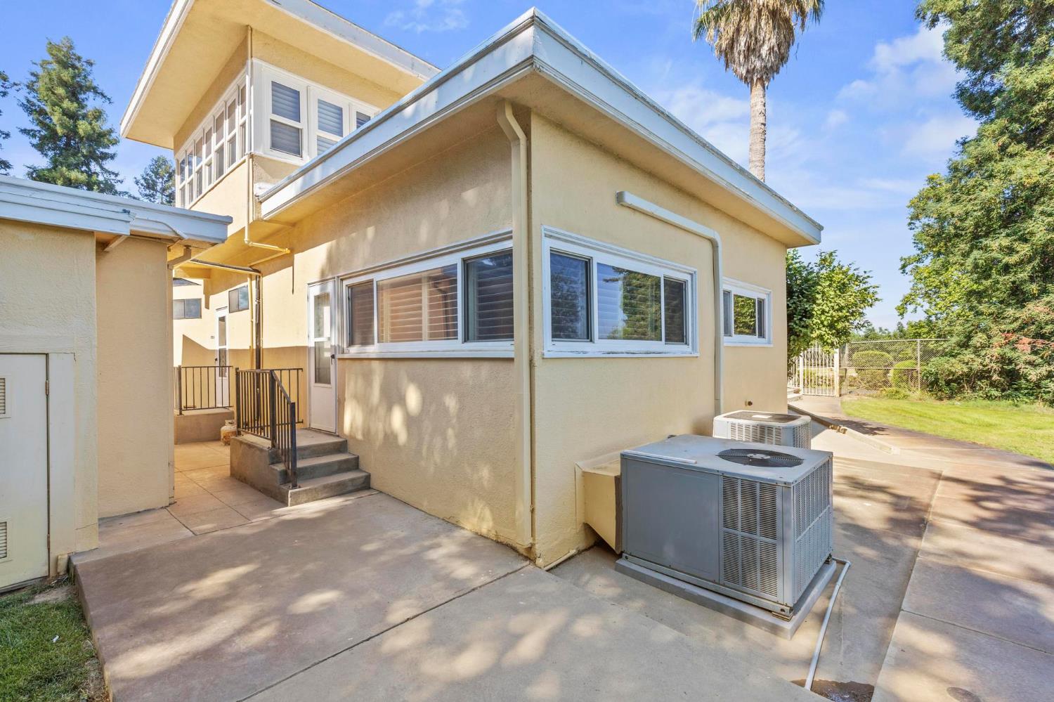 7327 Garden Highway