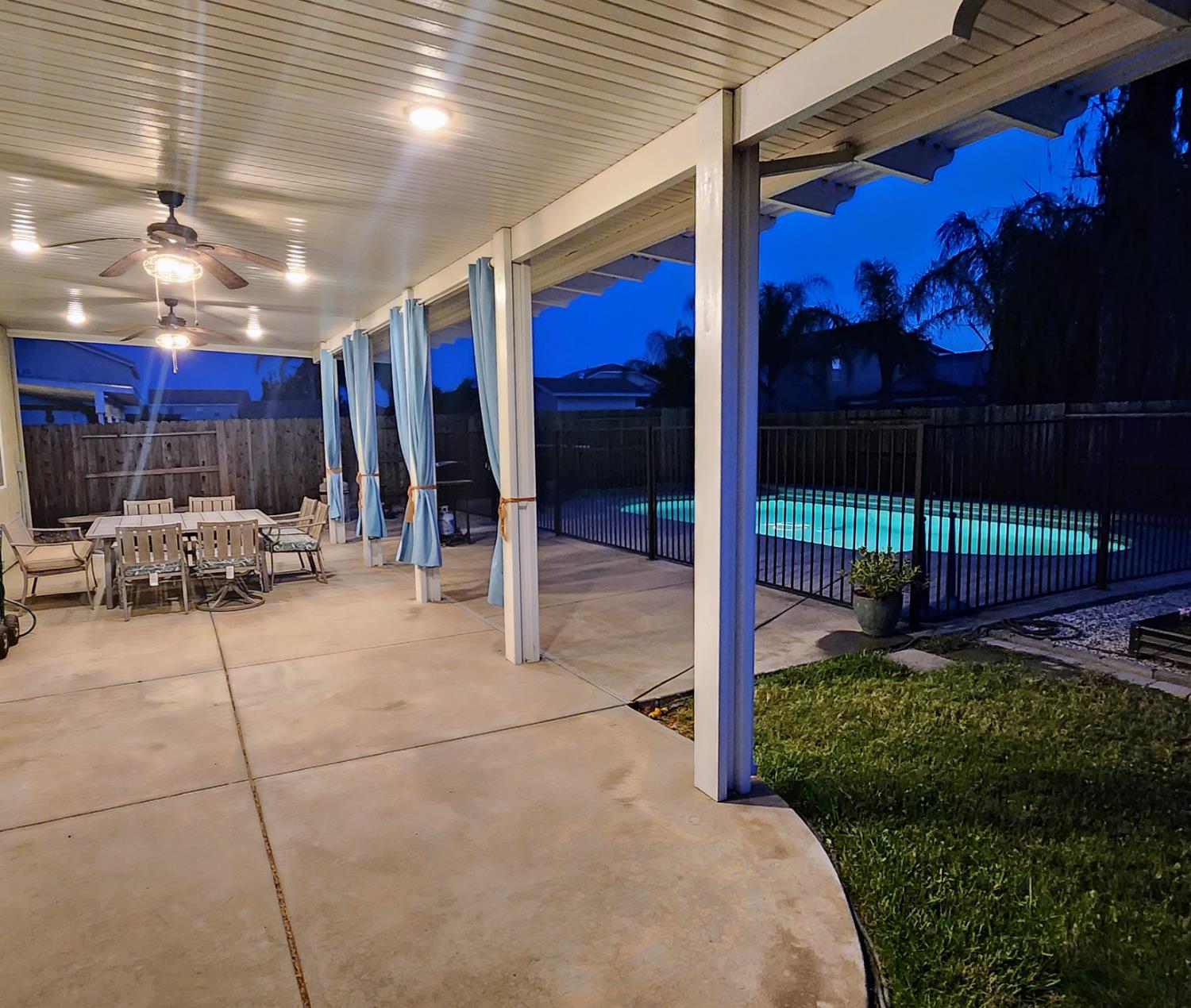 1986 Branding Iron Way