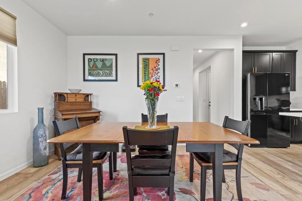 1555 Gelderlander Way