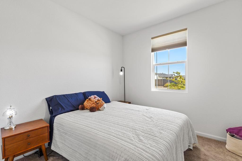 1555 Gelderlander Way