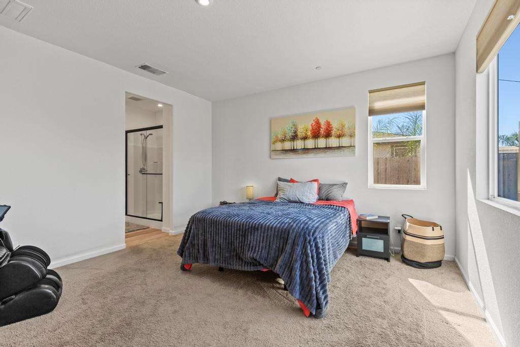 1555 Gelderlander Way