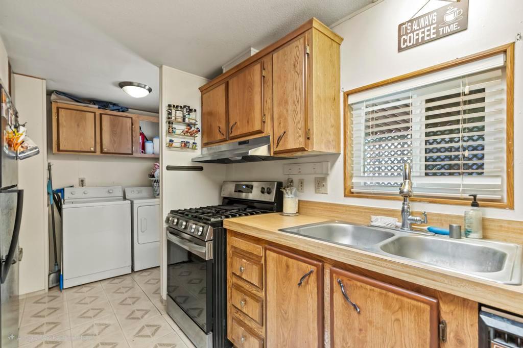 6057 Griffith Avenue 53